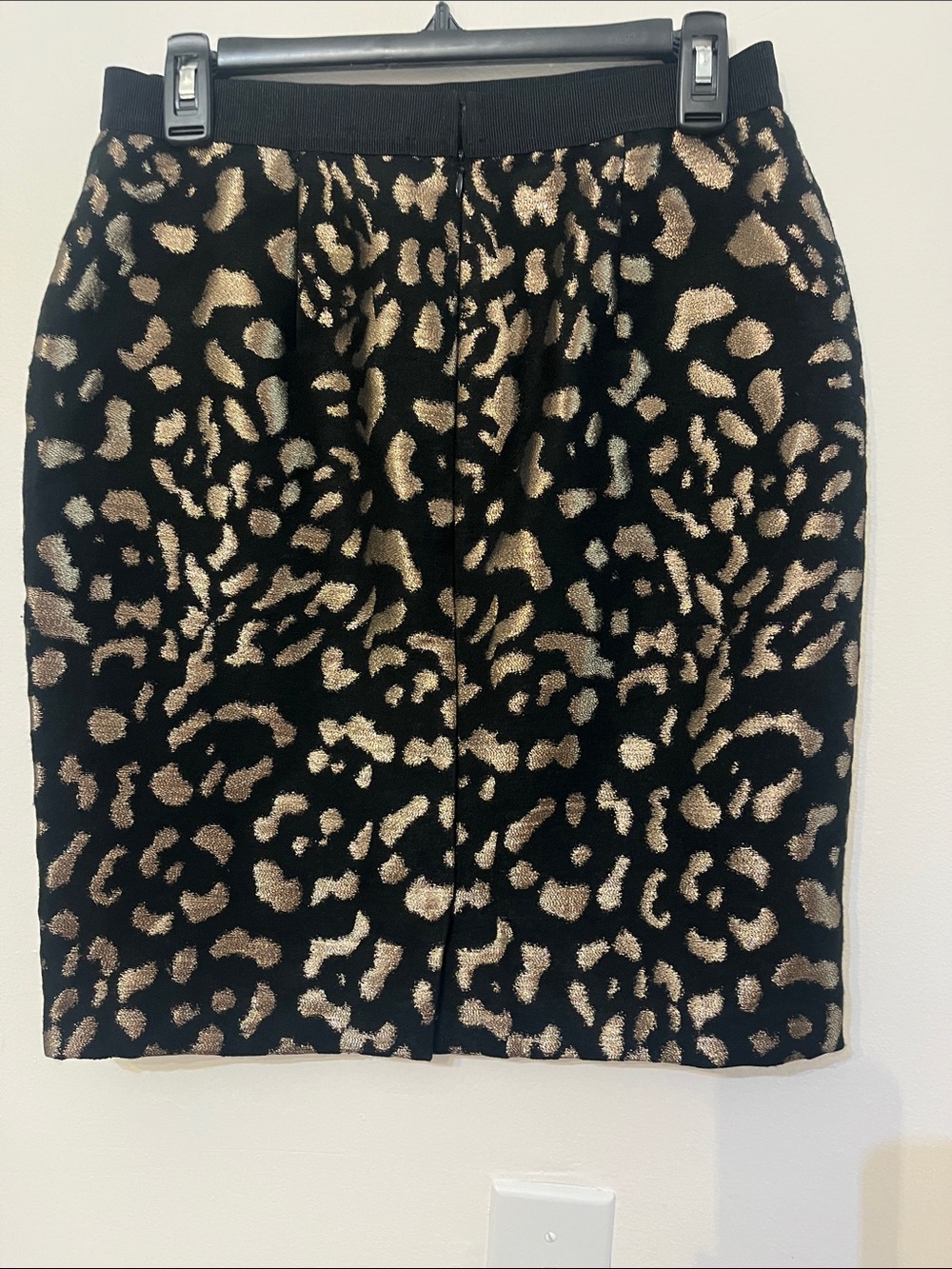 Ann Taylor Metallic Black and Gold Leopard Pencil Skirt Sz 4 - Picture 5 of 5